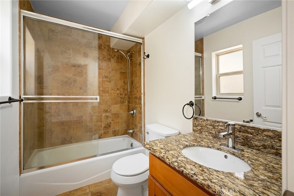 345 W Loraine Street - Photo 18