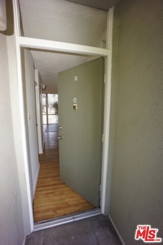 11133 Rose Avenue - Photo 9