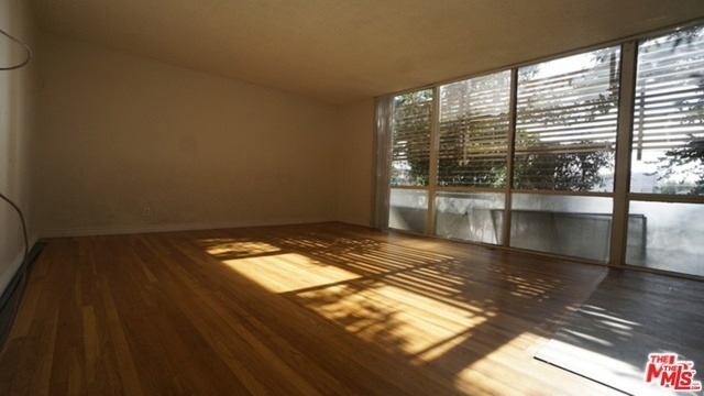11133 Rose Avenue - Photo 13
