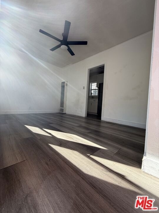 2235 W 14th Street - Photo 1