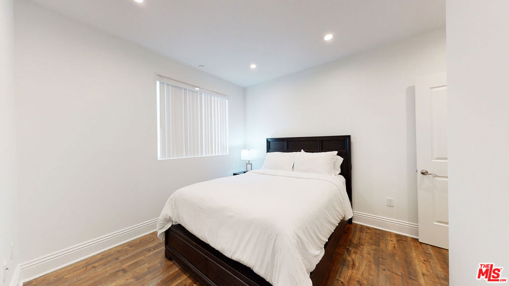 907 S Shenandoah Street - Photo 14