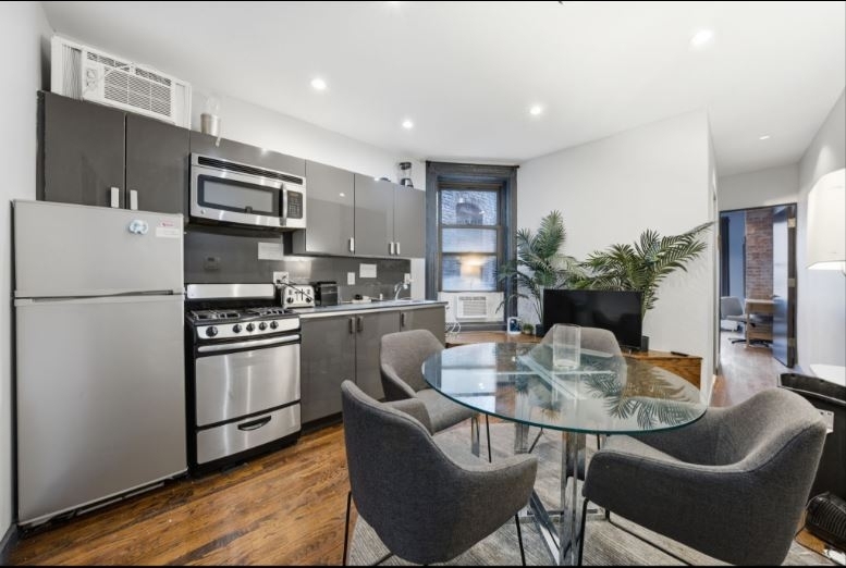509 East 87th Street - Photo 0