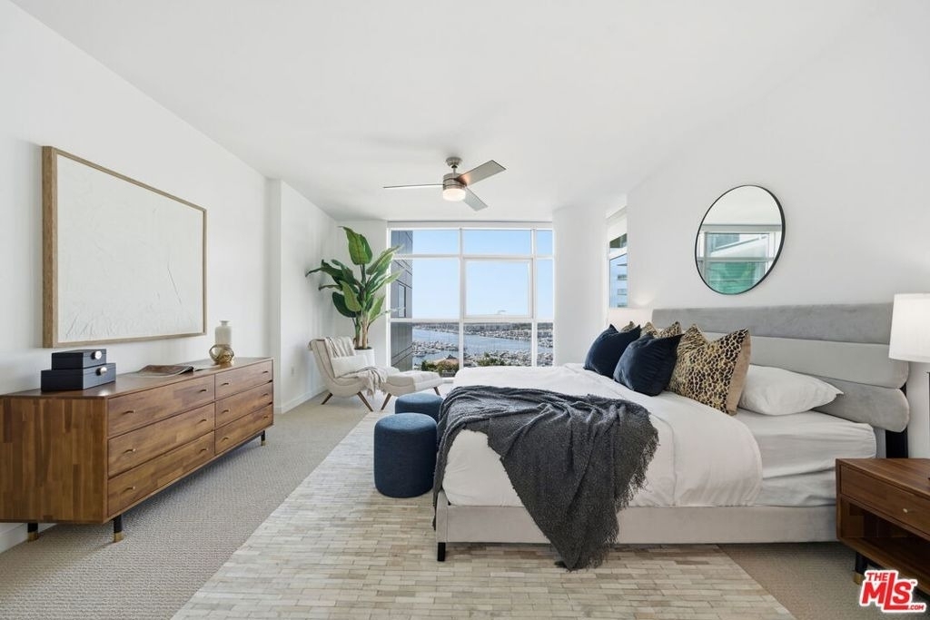 13650 Marina Pointe Drive - Photo 29