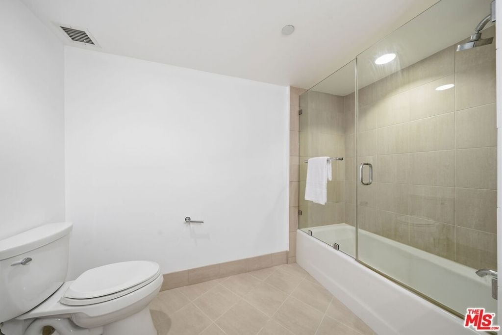 13650 Marina Pointe Drive - Photo 26