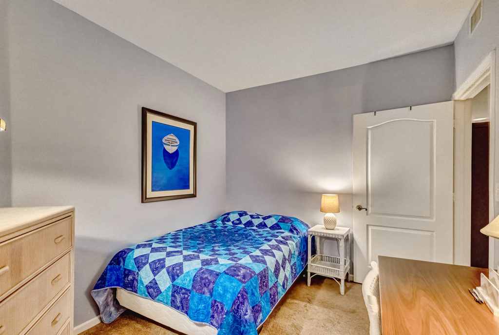 200 Uno Lago Drive - Photo 28