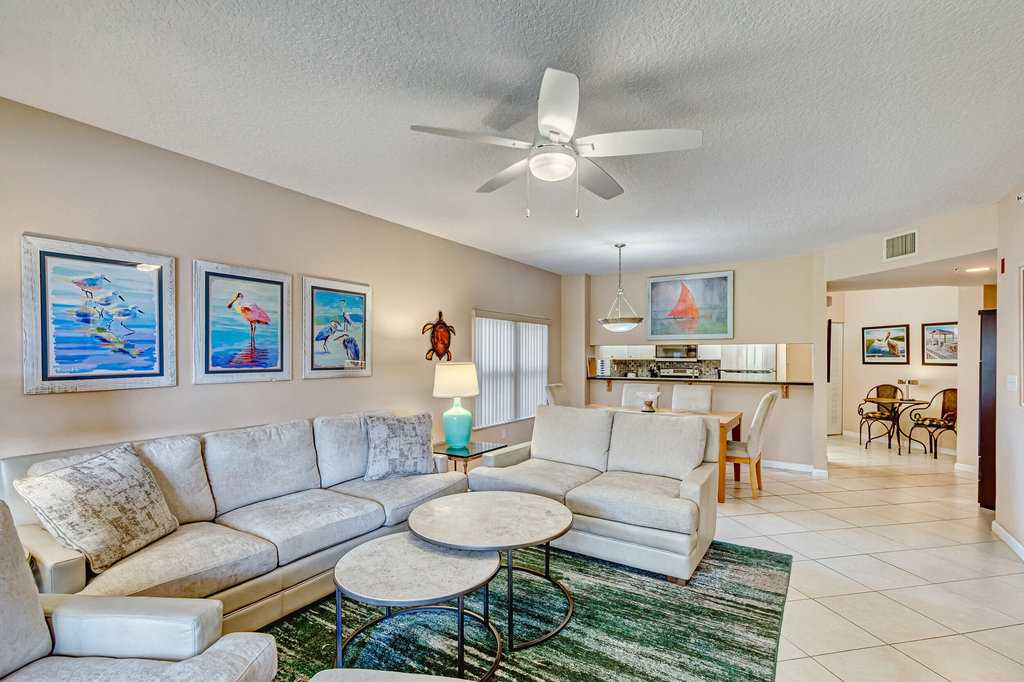 200 Uno Lago Drive - Photo 14