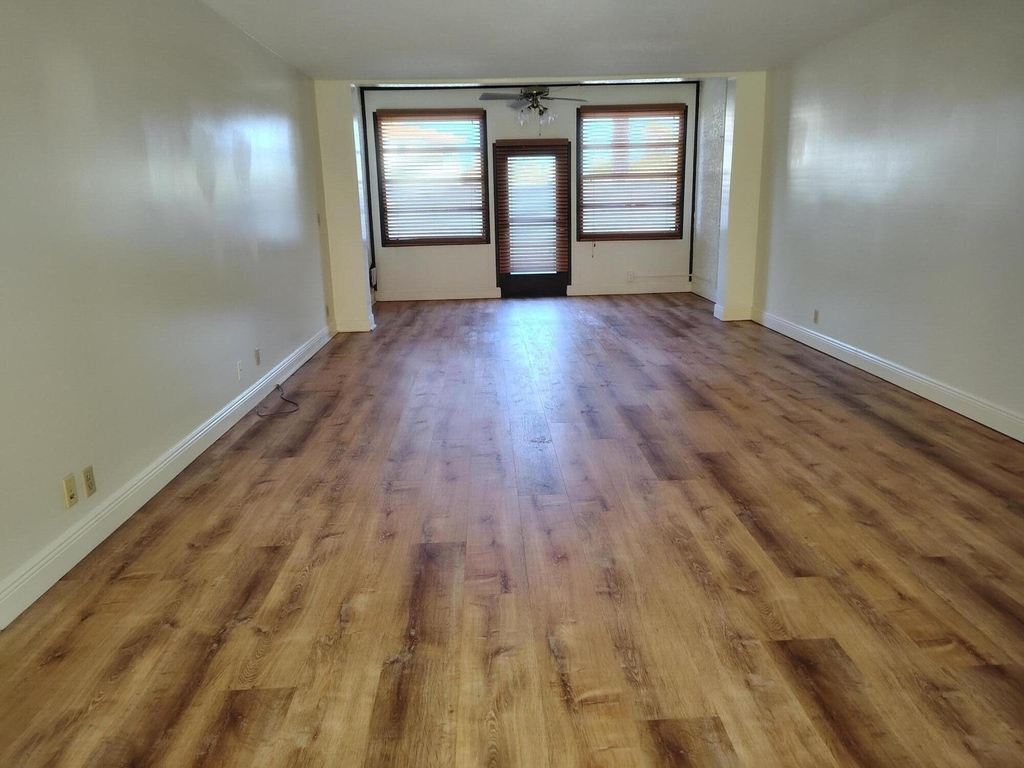 4100 Tivoli Court - Photo 2