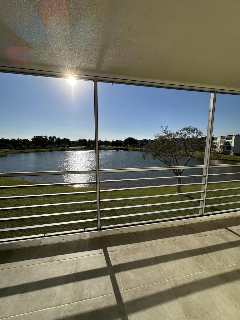 3085 Cornwall E - Photo 1