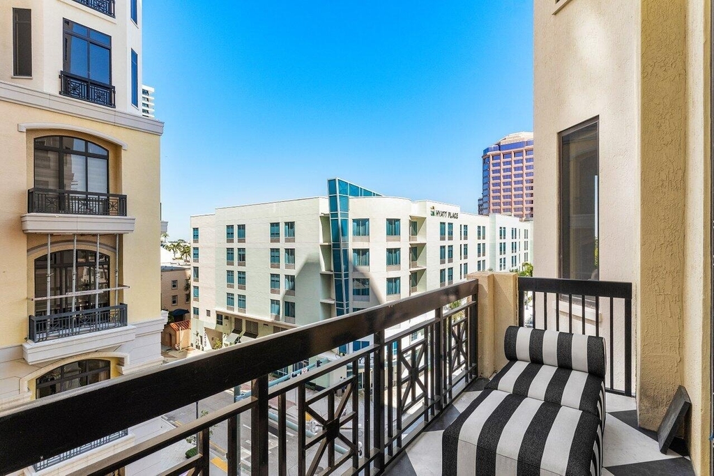 801 S Olive Avenue - Photo 21