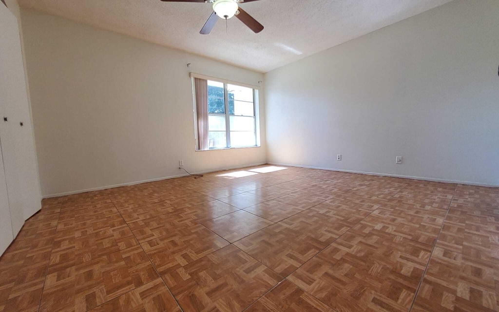 12003 Poinciana Boulevard - Photo 1