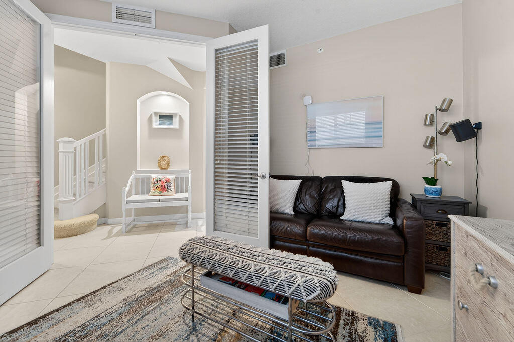 11860 Valencia Gardens Avenue - Photo 23