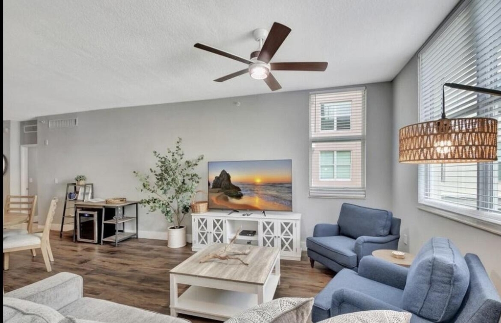 804 E Windward Way - Photo 38