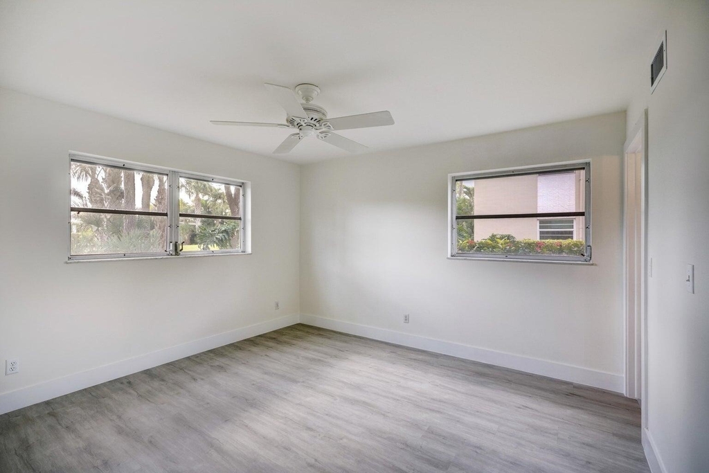 18081 Se Country Club Drive - Photo 0