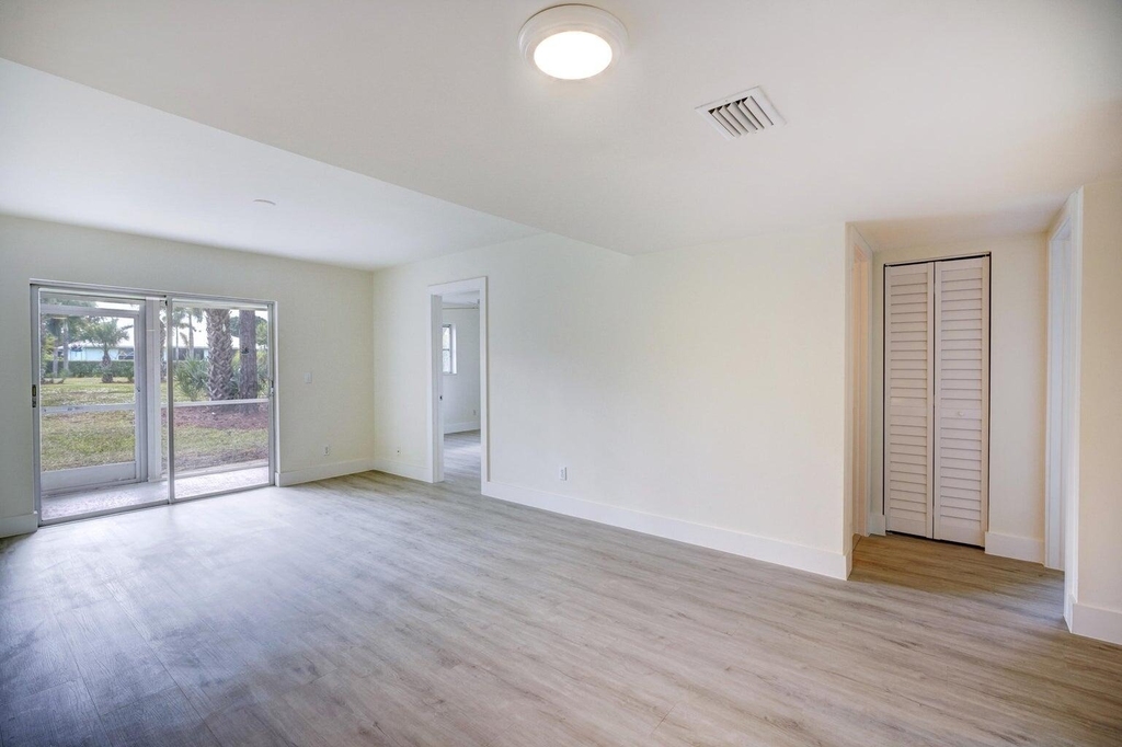18081 Se Country Club Drive - Photo 12