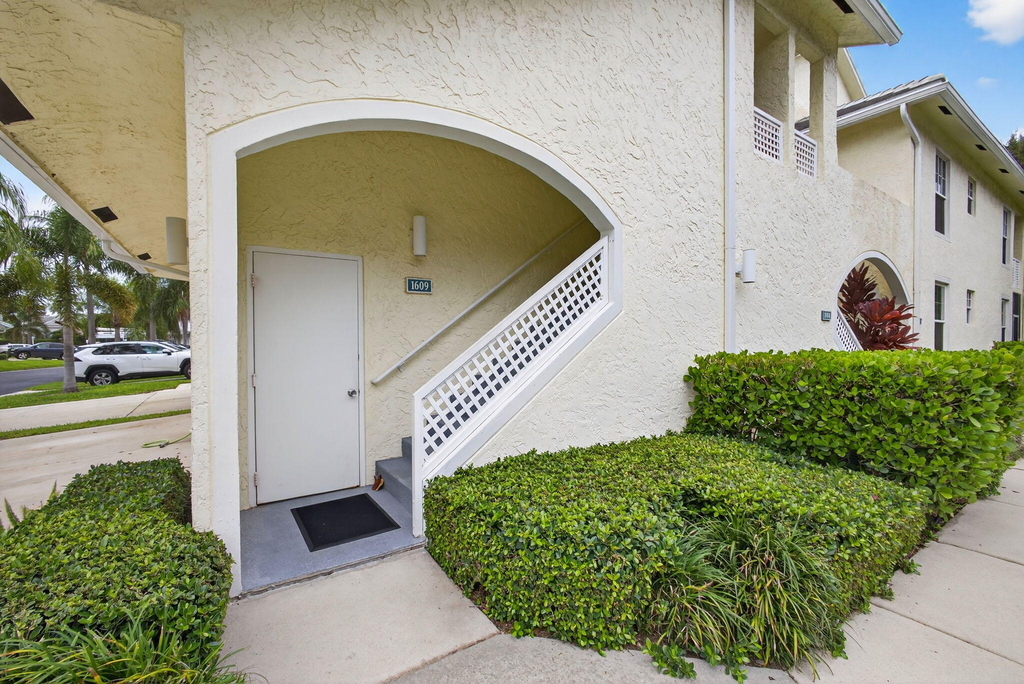 1609 Mizzenmast Way - Photo 4