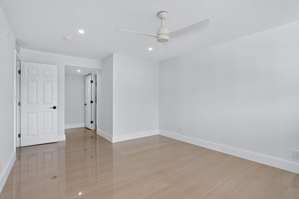 2651 S Palm Aire Drive S - Photo 24