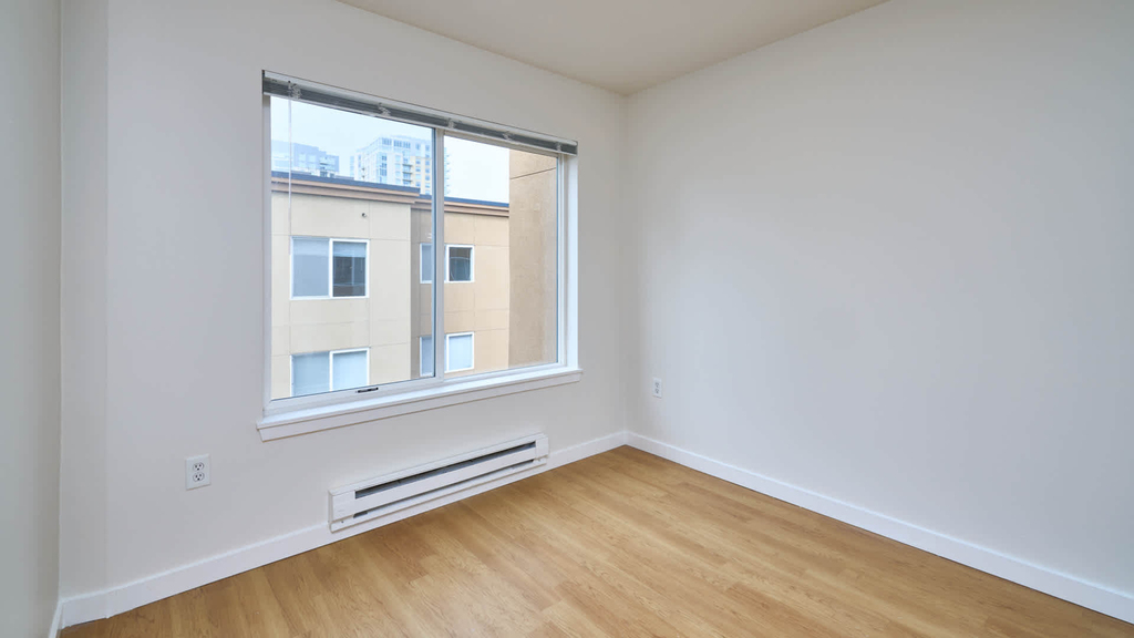 938 110th Ave Ne - Photo 49