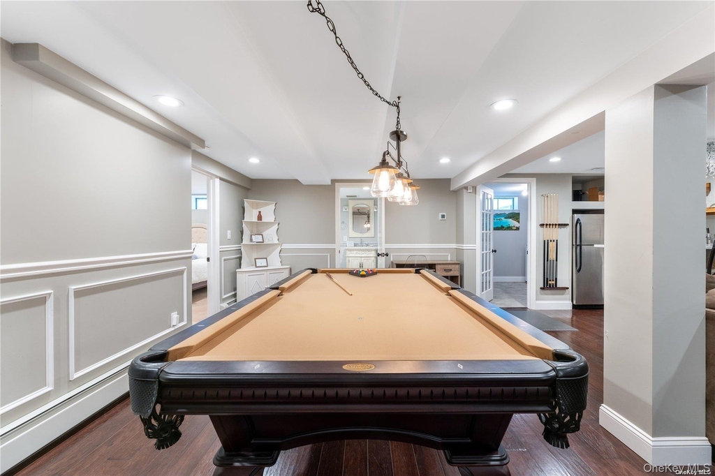 8 Wakeman Court - Photo 0