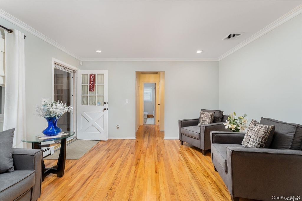 8 Wakeman Court - Photo 15
