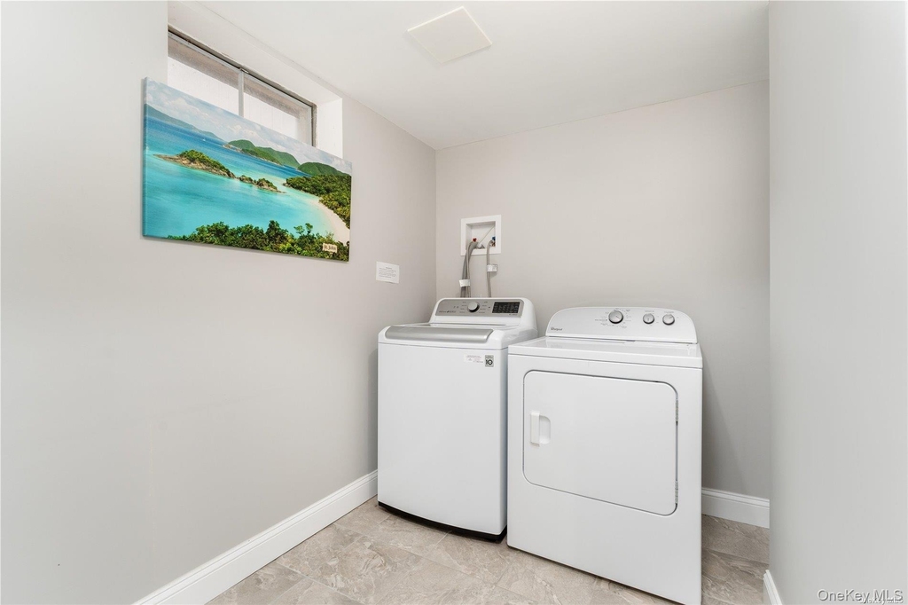 8 Wakeman Court - Photo 13