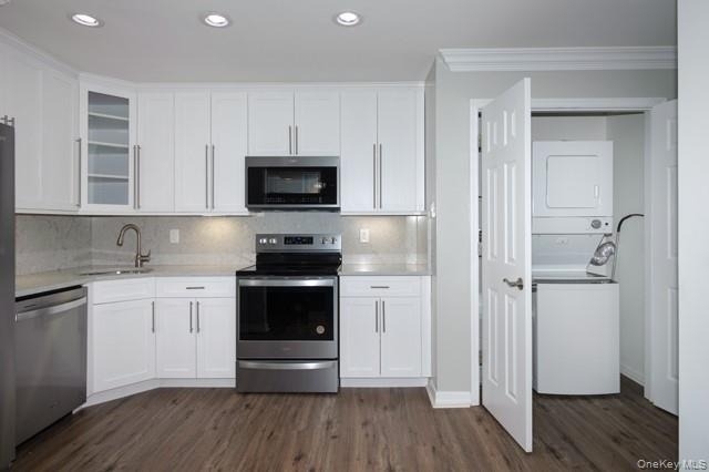 465 New Highway - Photo 2