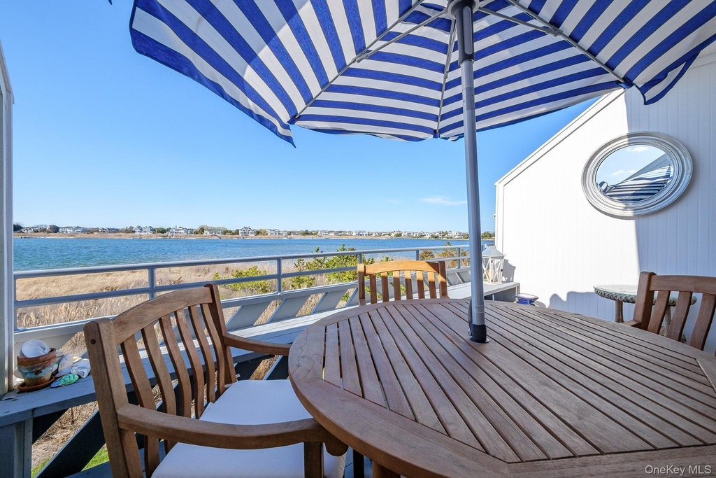 274 Dune Road - Photo 5