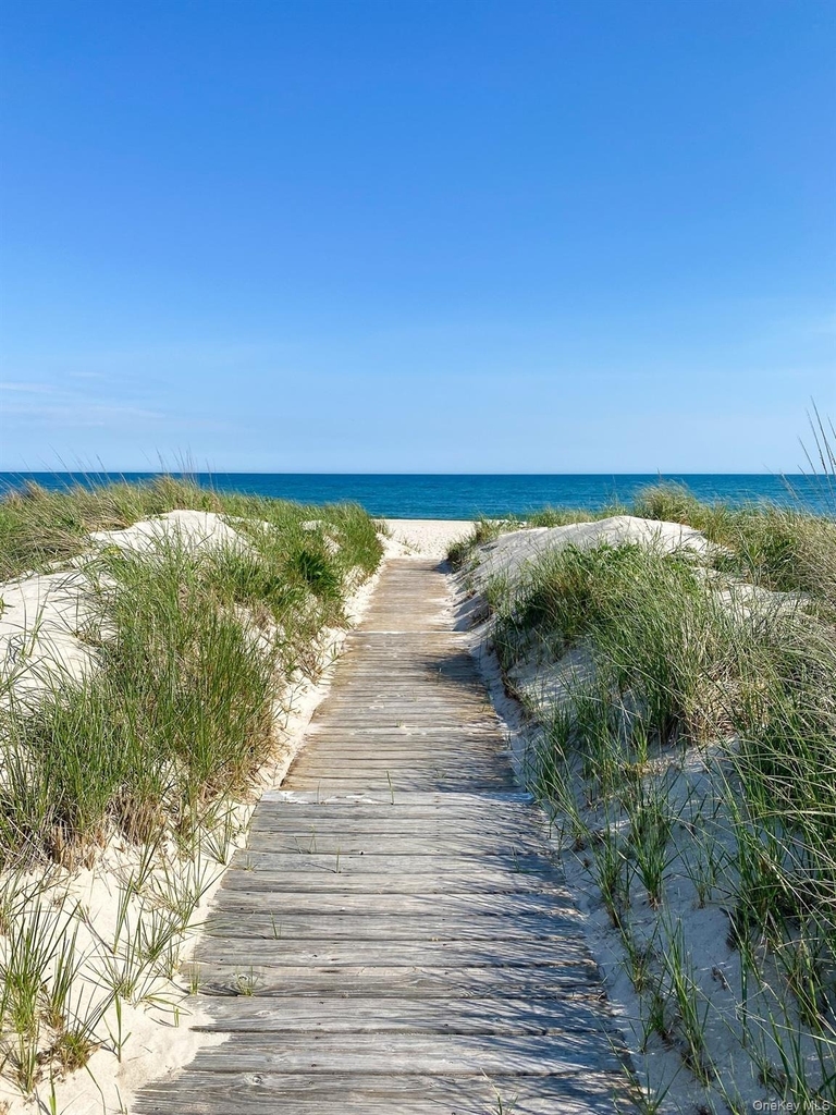 274 Dune Road - Photo 18