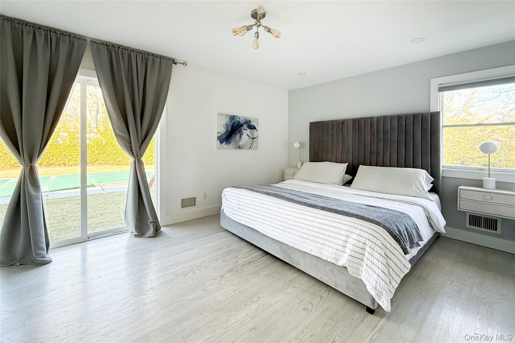 121 Ponquogue Avenue - Photo 10