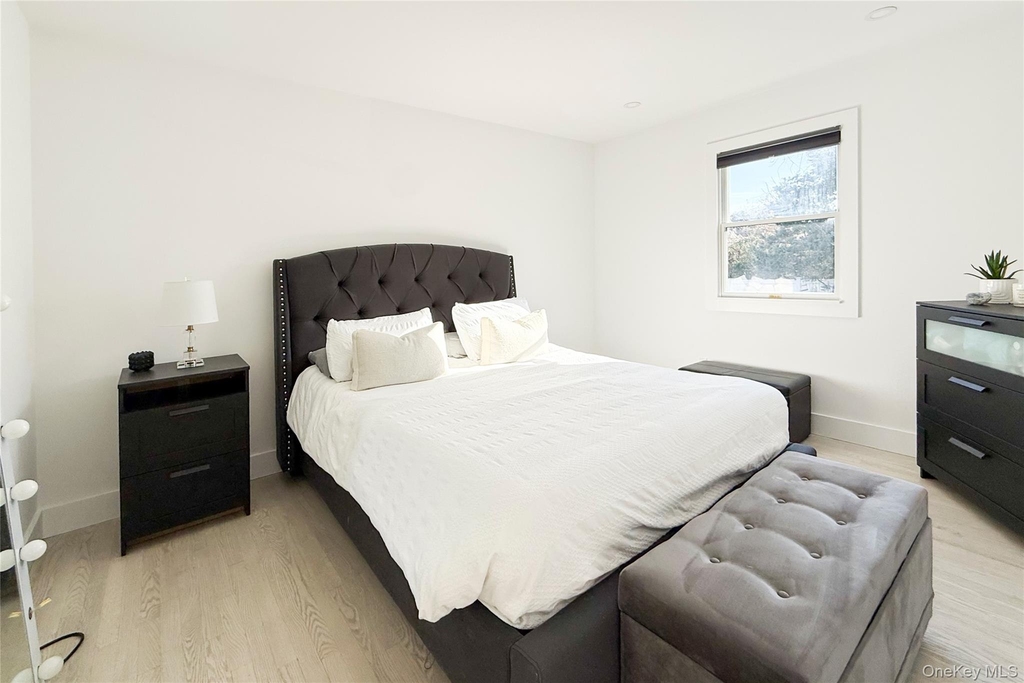 121 Ponquogue Avenue - Photo 12