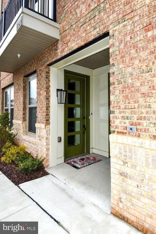 23610 Havelock Walk Terrace - Photo 2