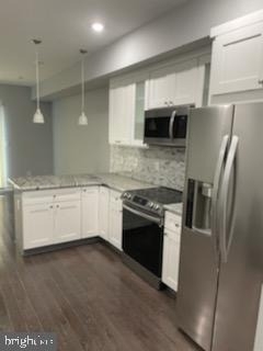 1529 W Stiles Street - Photo 2
