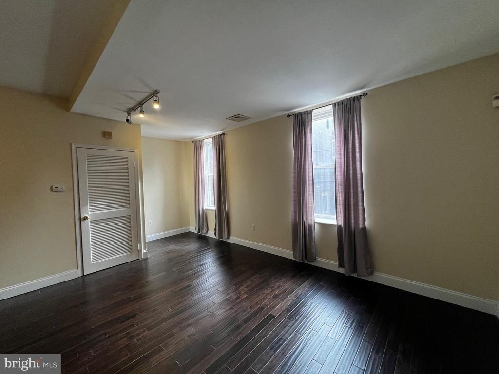 443 Fairmount Avenue - Photo 5
