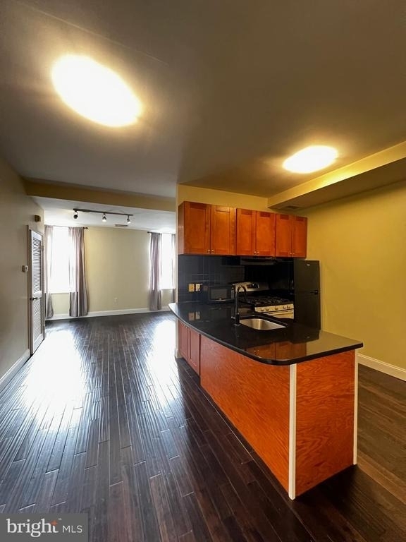 443 Fairmount Avenue - Photo 4