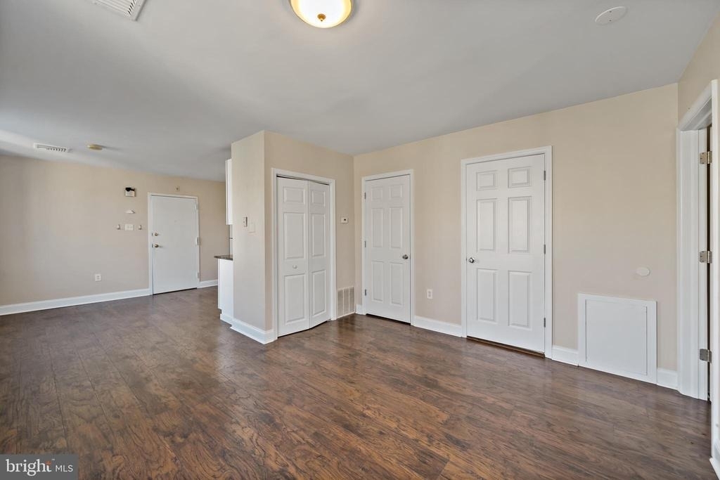 443 Fairmount Avenue - Photo 8