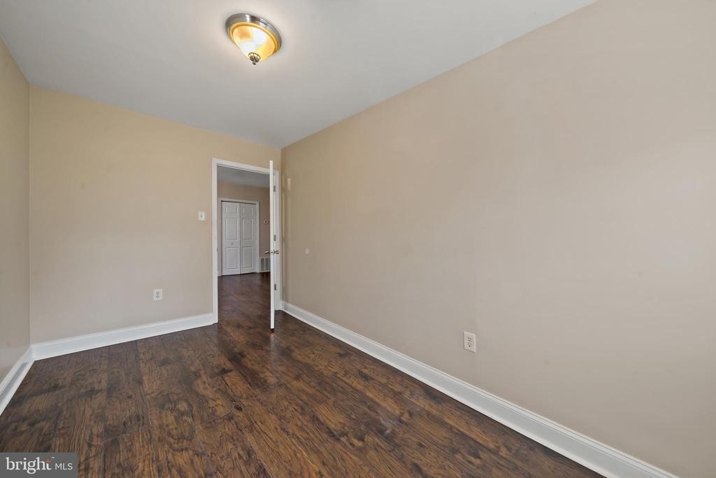 443 Fairmount Avenue - Photo 14