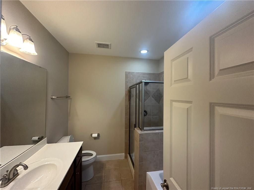 330 Gallery Drive - Photo 2