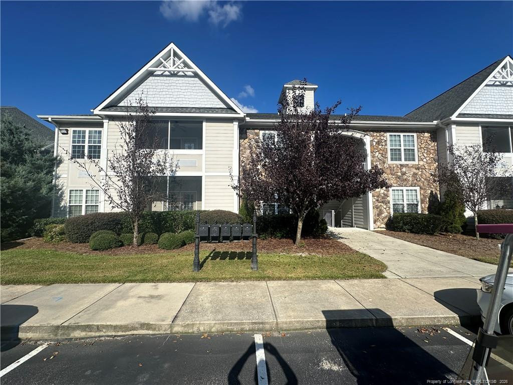 330 Gallery Drive - Photo 0