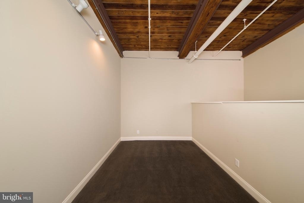 519 W Pratt Street - Photo 62