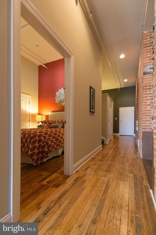 519 W Pratt Street - Photo 40