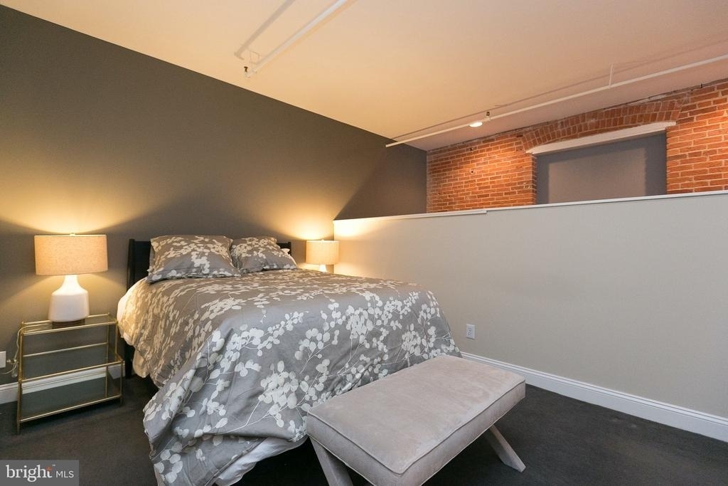 519 W Pratt Street - Photo 48