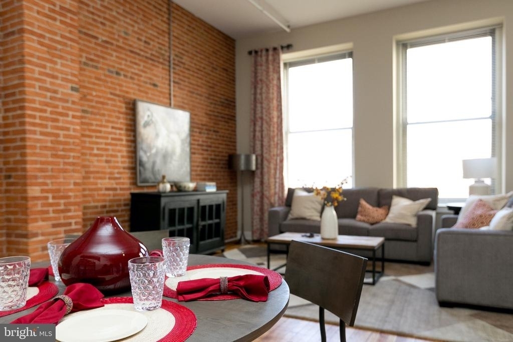 519 W Pratt Street - Photo 34