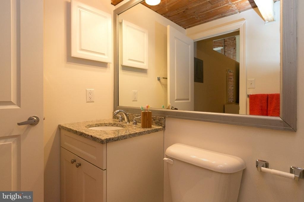 519 W Pratt Street - Photo 45