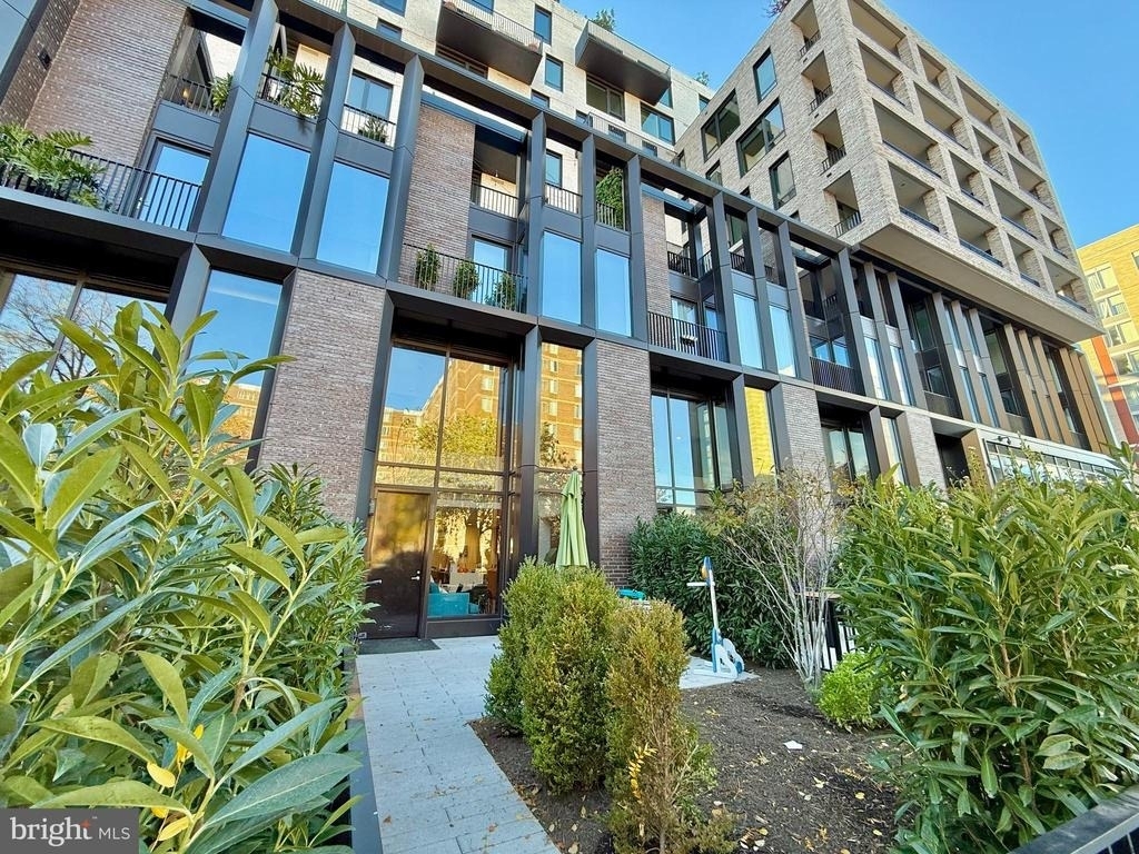 1332 8th Street Nw - Photo 1