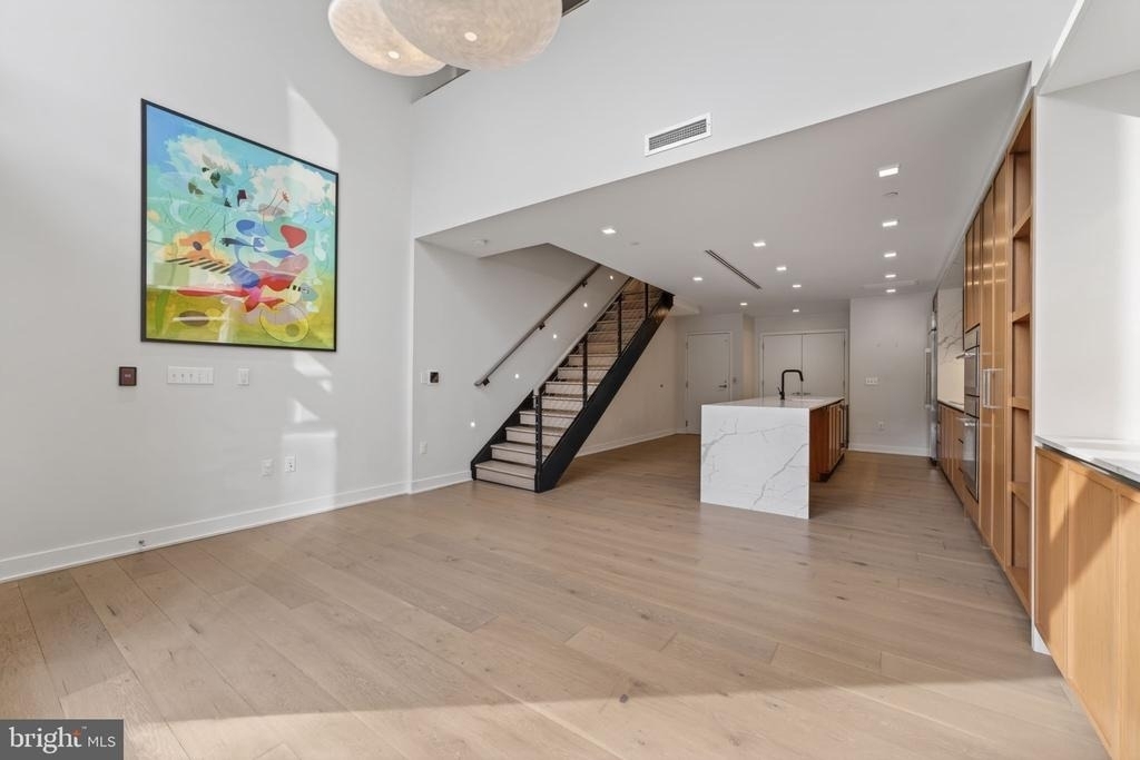 1332 8th Street Nw - Photo 3