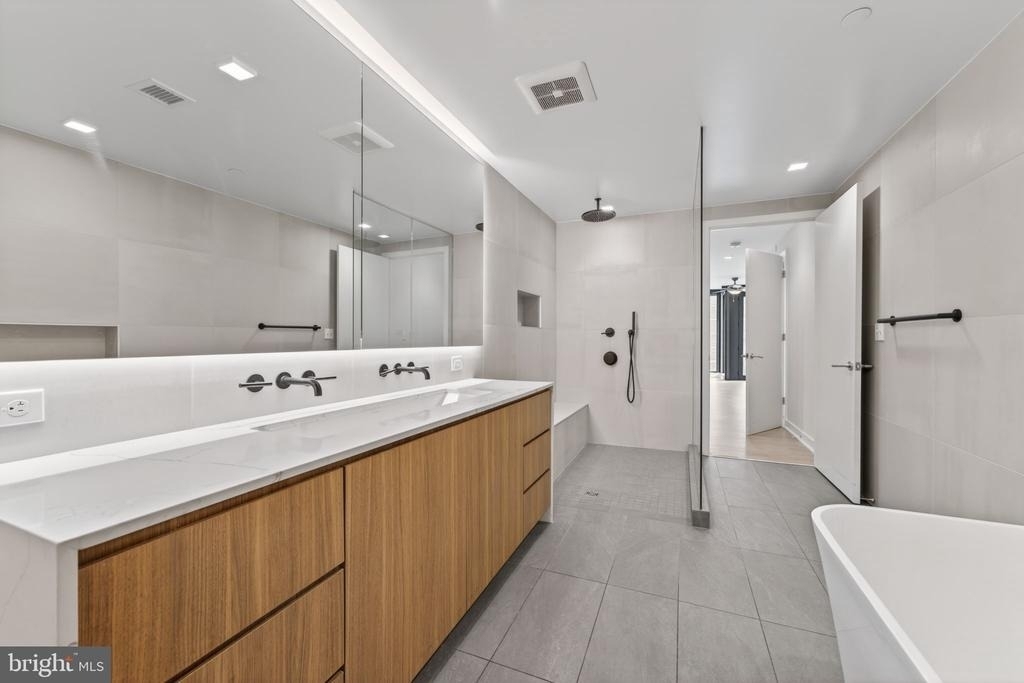 1332 8th Street Nw - Photo 23