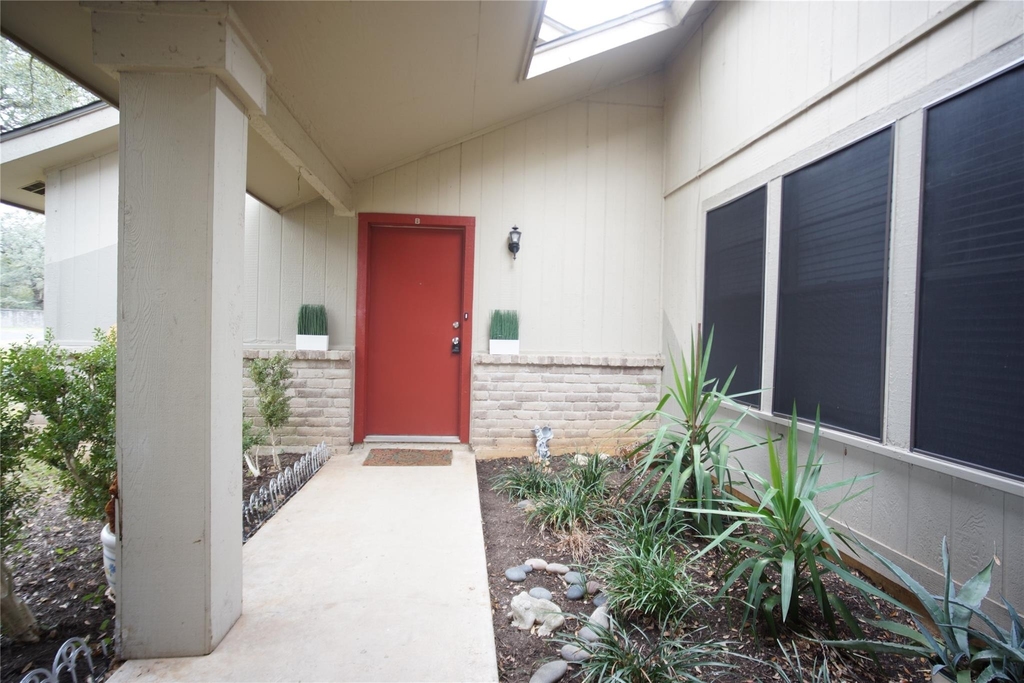 12725 Dakota Ln - Photo 0
