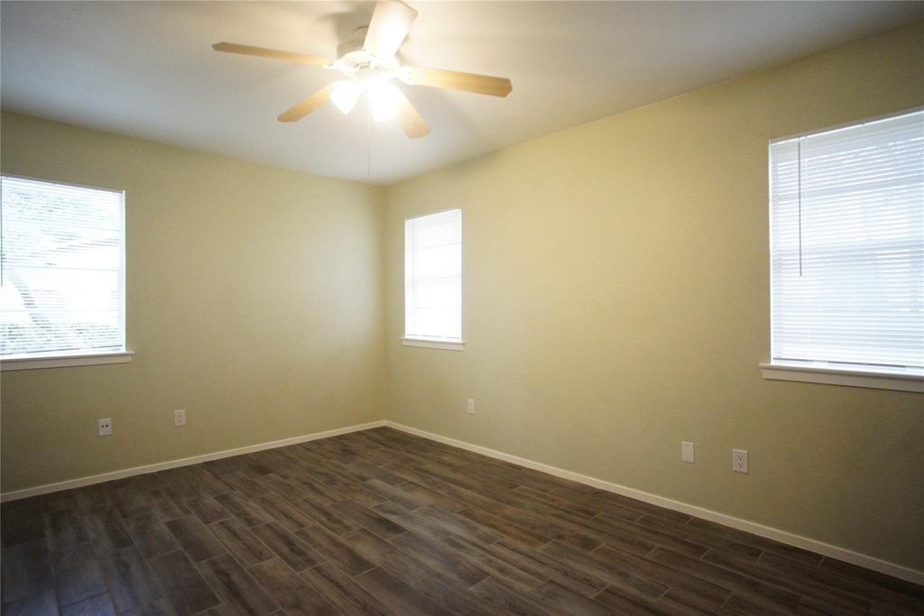 12725 Dakota Ln - Photo 12