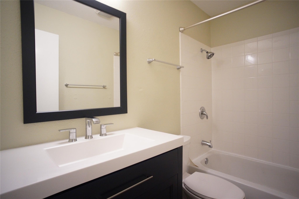 12725 Dakota Ln - Photo 8