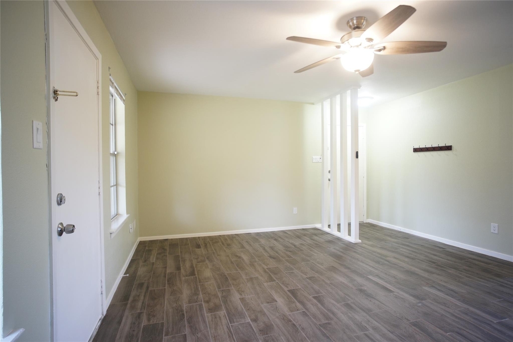 12725 Dakota Ln - Photo 3