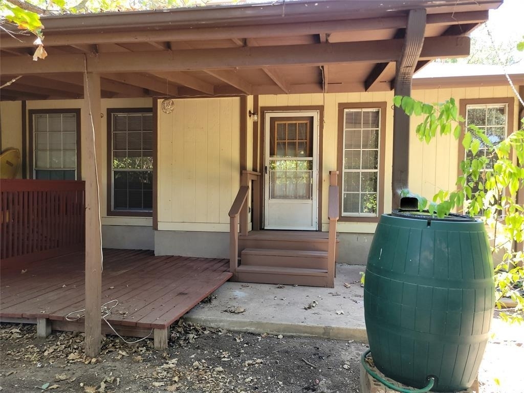 8802 Piney Point Dr - Photo 11